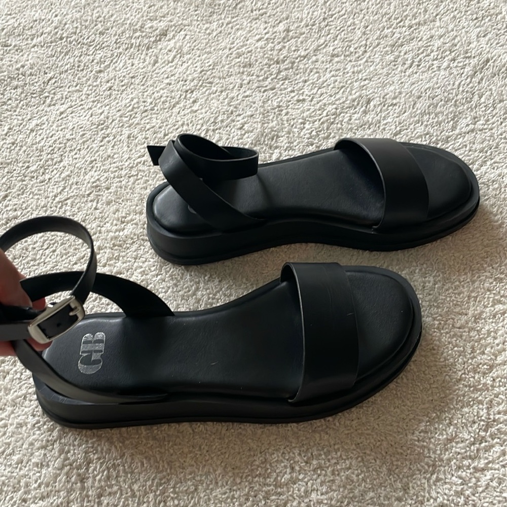 Gianni Bini, size 8, never worn brand new